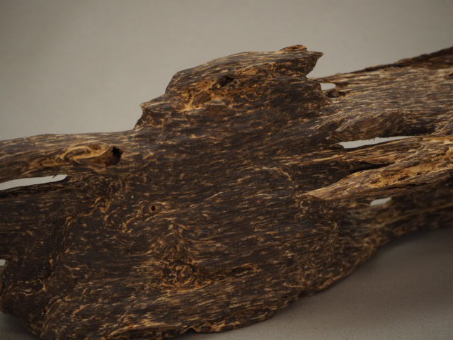 商品一覧|シャム沈香・伽羅・香木専門店 香琳(こうりん)