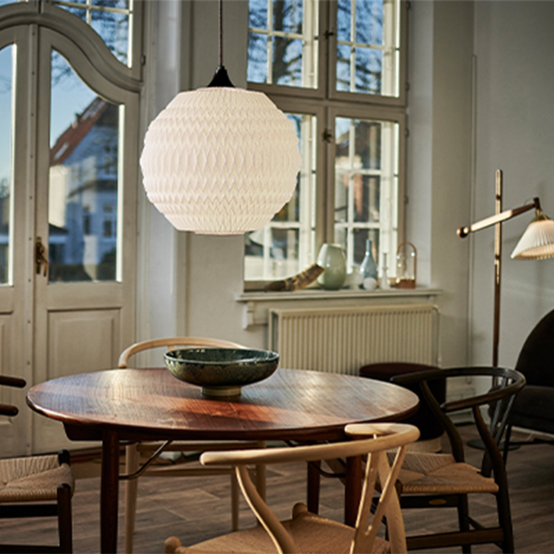 LE KLINT（レ クリント）CALEO（カレオ）3 ホワイト｜ペンダントライト