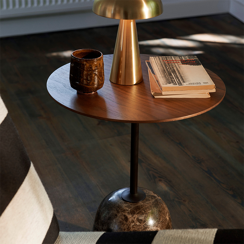 &TRADITION LATO TABLE LN8 ROUND WALNUT/EMPARADOR MARBLE｜サイド