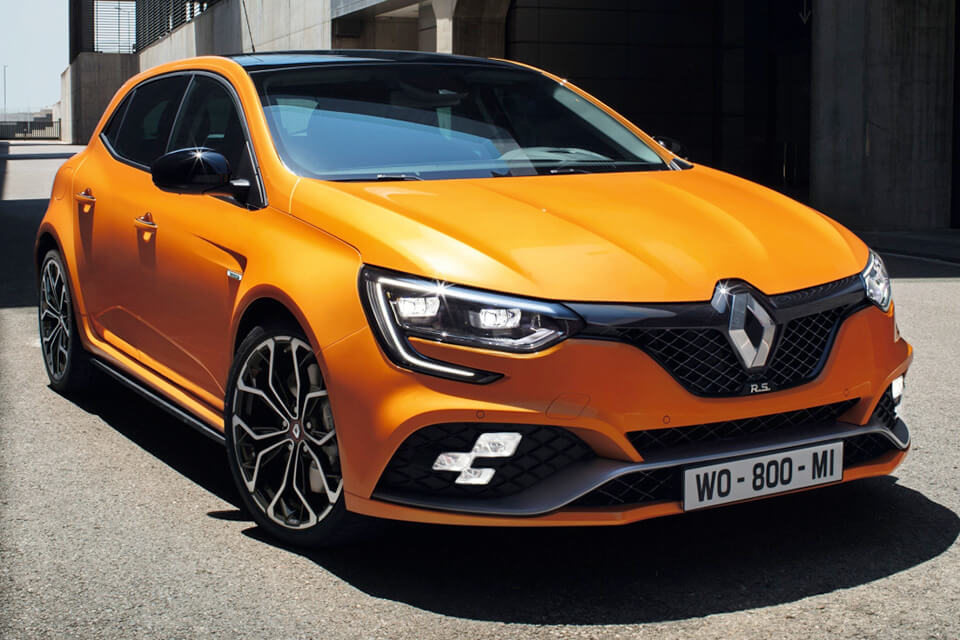 ルノー メガーヌ RS を解説、日本導入の可能性や並行輸入の情報も掲載。