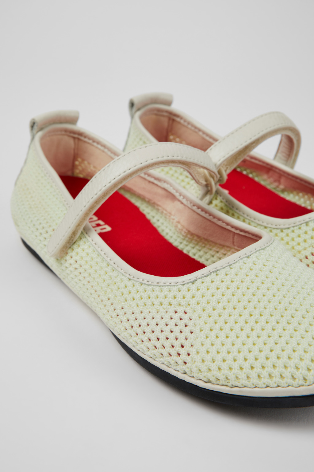 Right | レディース バレエシューズ | カンペール（Camper）公式