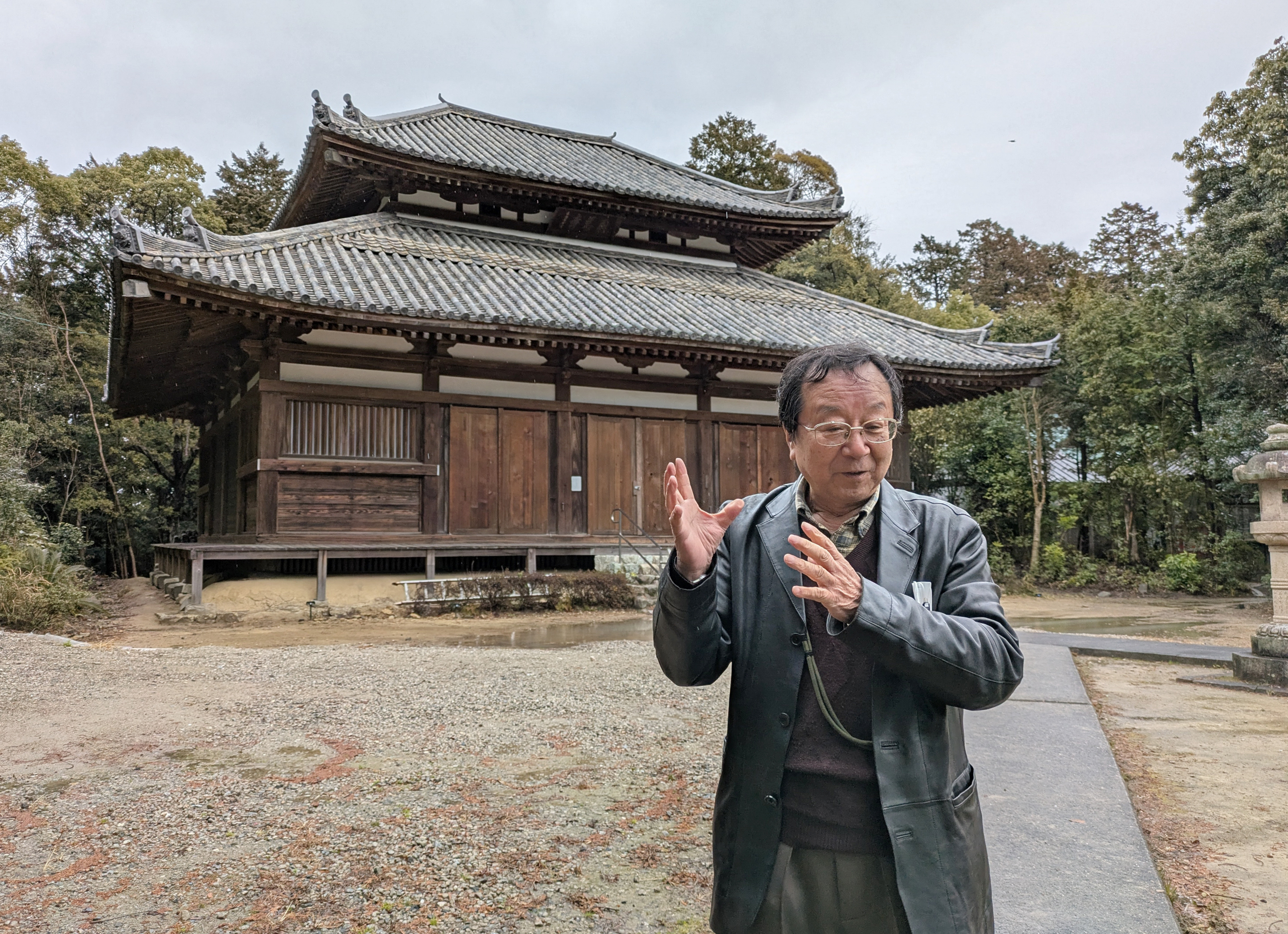 300年前の「谷川瓦」再利用 大阪・岬町の興善寺 高い技術と洗練模様を