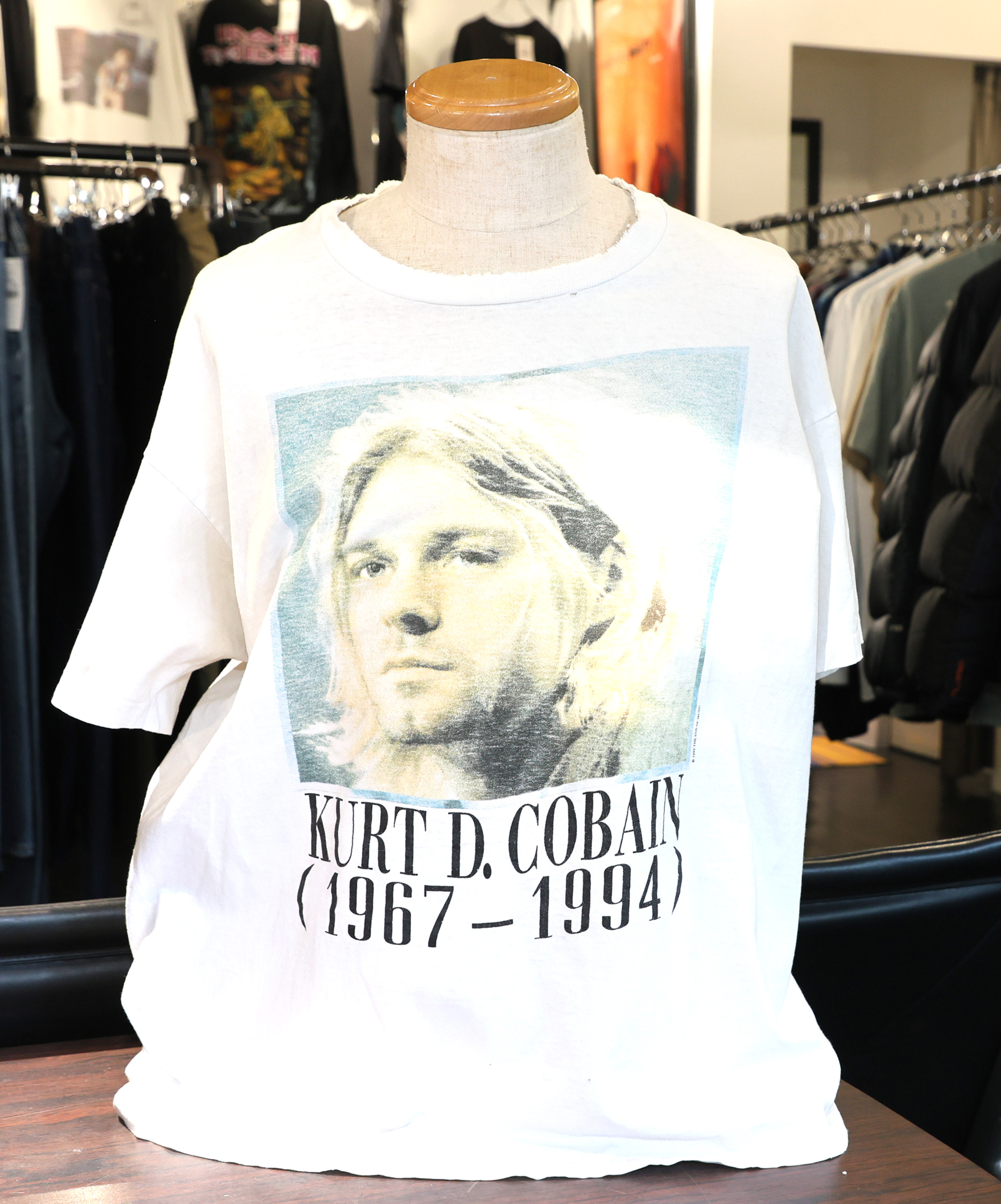 30万円超えも…過熱するビンテージロックTシャツブーム 90年代アメリカ