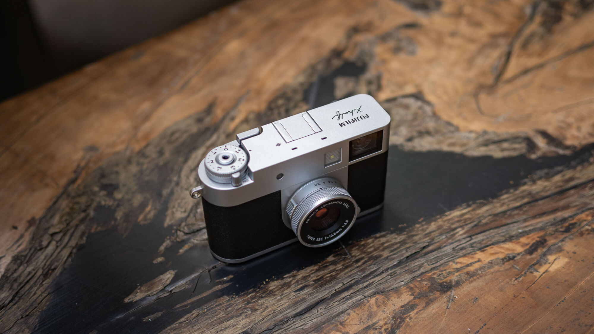Fujifilm X half Review | a Film Camera, But Digital?