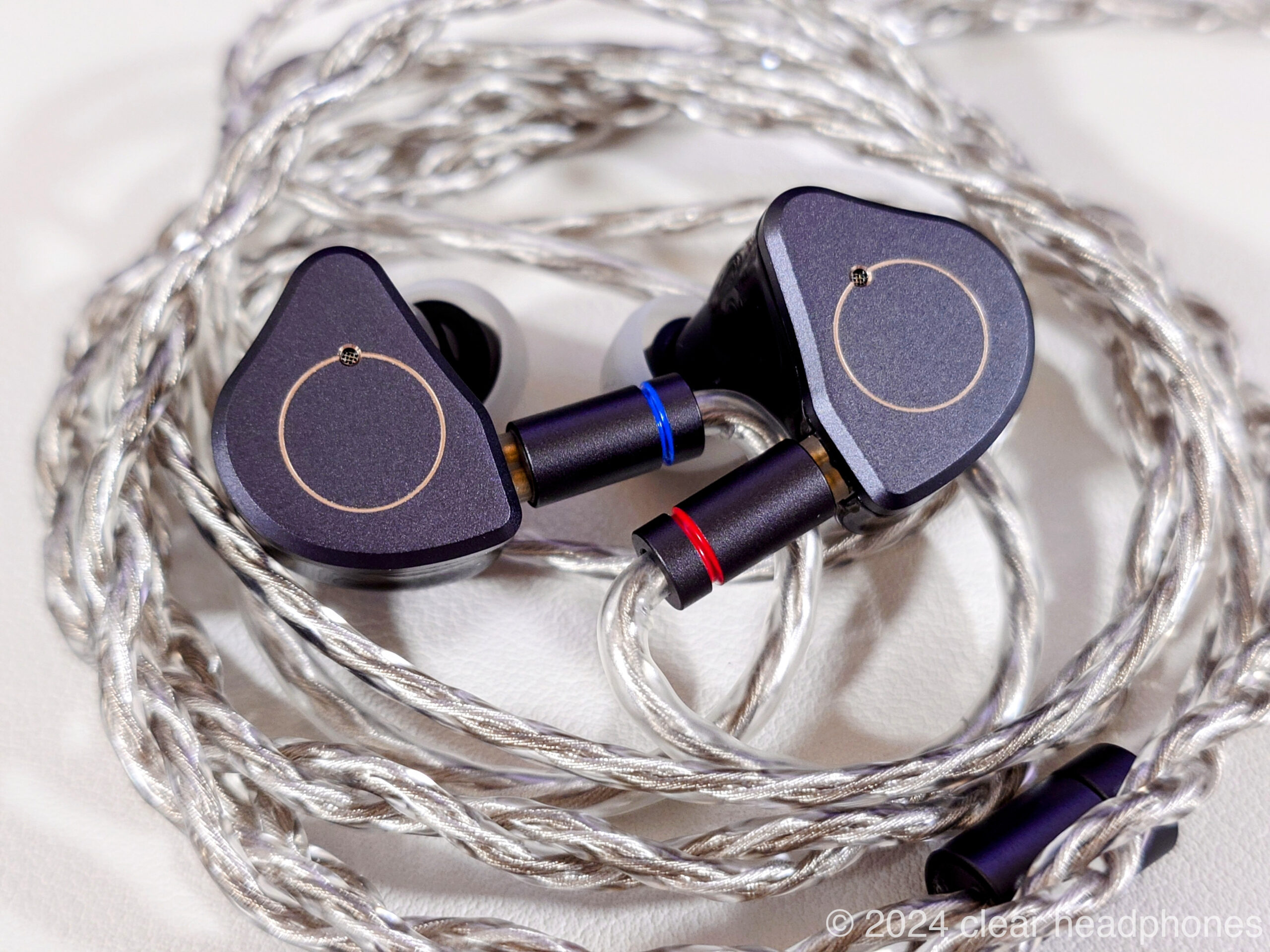 SIMGOT SuperMix 4 サクッと見れる聴き込みレビュー - clear headphones