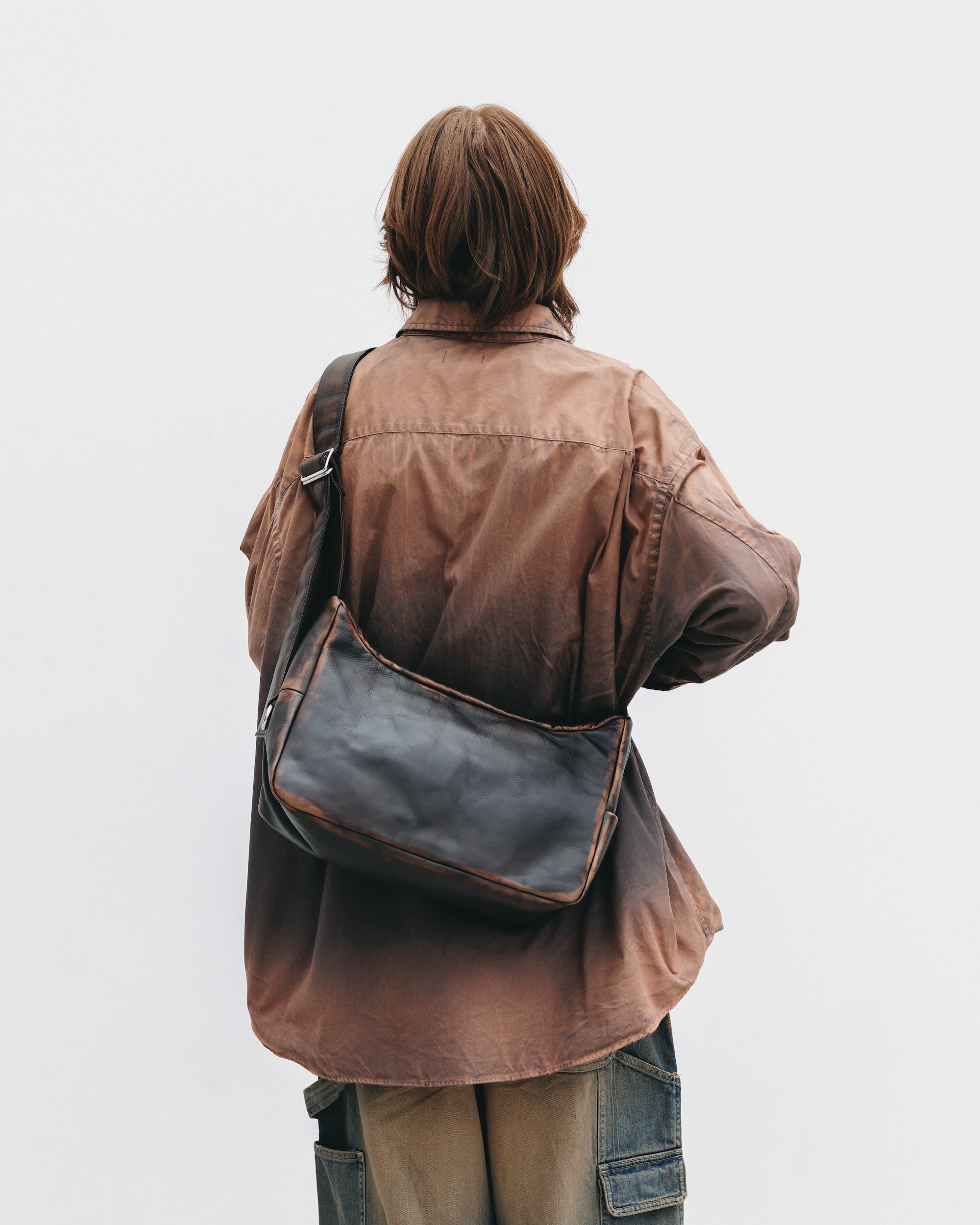 VINTAGE LEATHER HOLIDAY BAG (BROWN)