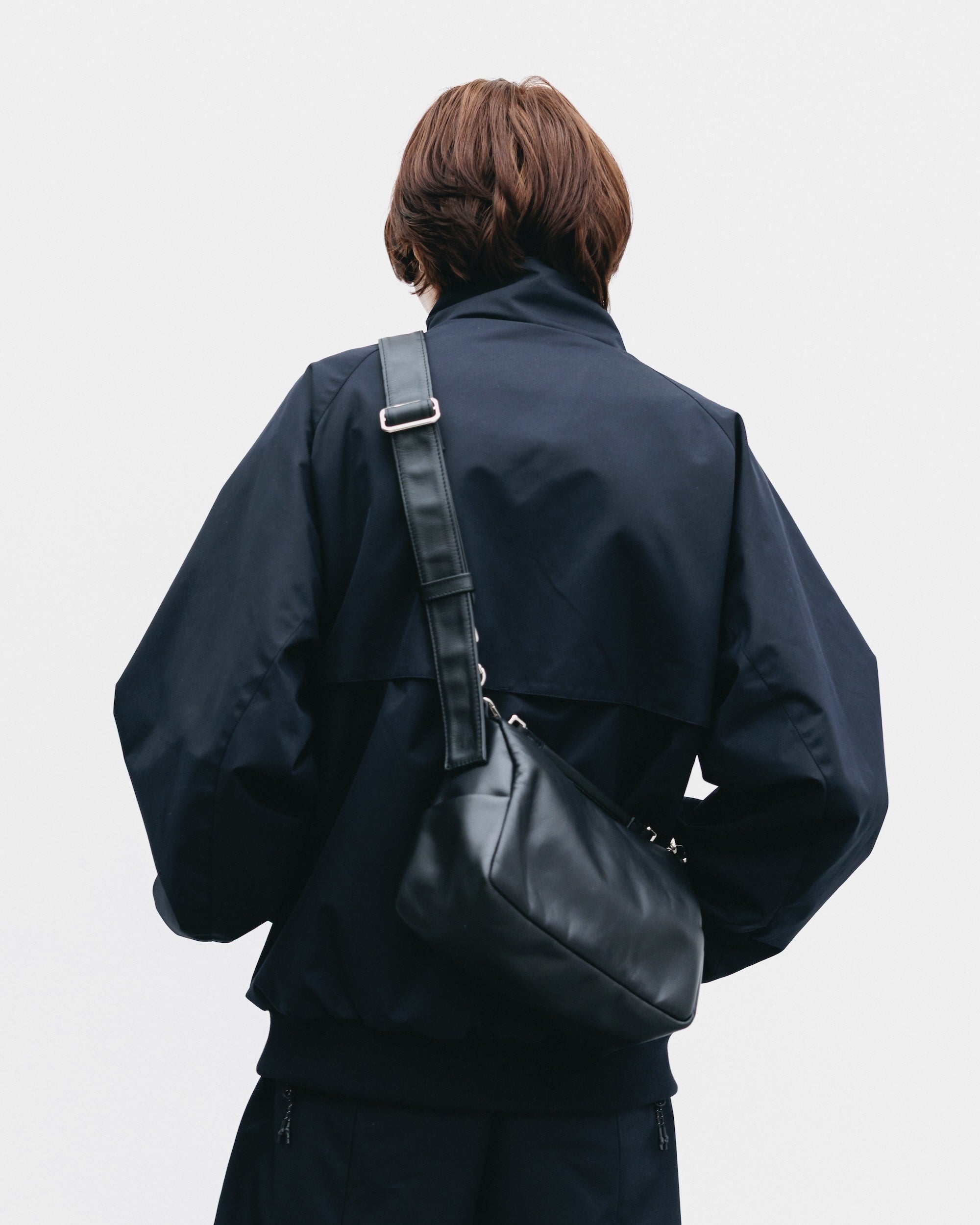 2.11 WED 20:00- IN STOCK】LEATHER DAYOFF BAG MINI (BLACK)