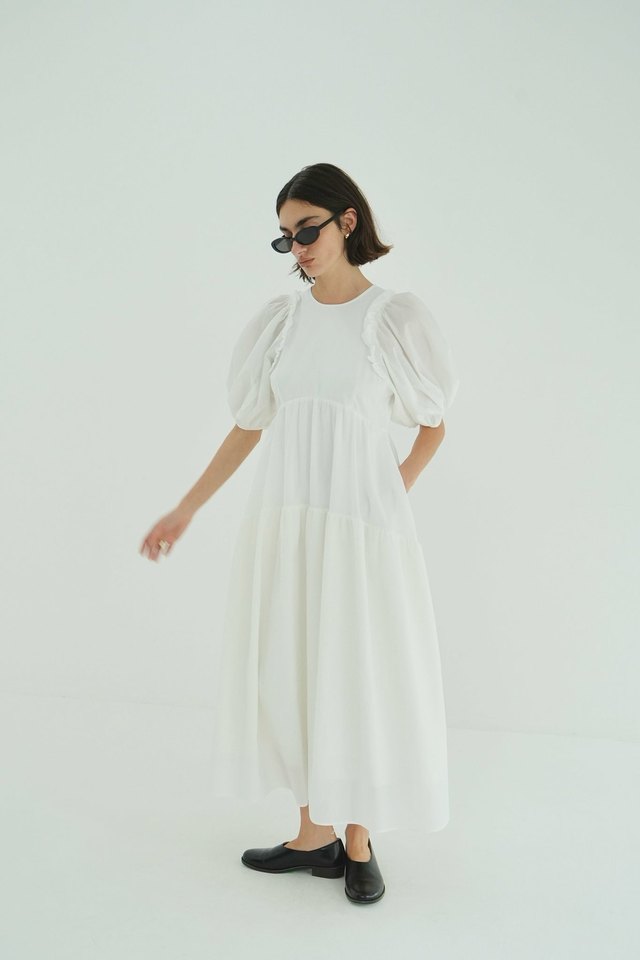 2月17日(火)発売アイテムのご紹介。ヘルシーな肌見せが叶うオフ