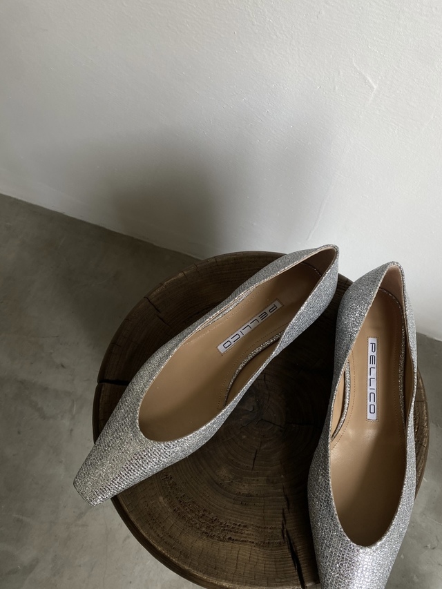 PELLICO ビジュー付きフラットシューズ グレー PELLICO ビジュー付き