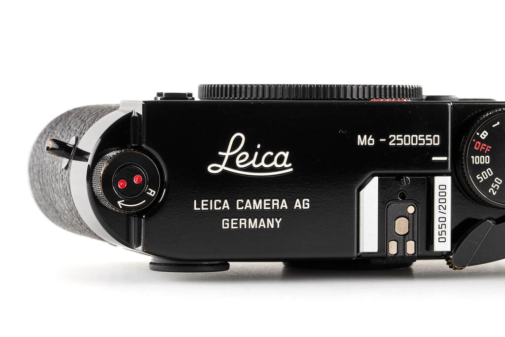 Leica M6 TTL 0.72 black paint Millennium 10442 | 35683,1