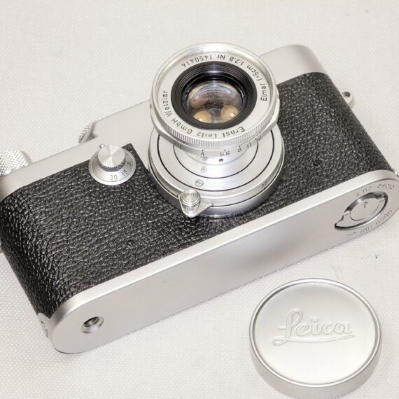 Leica IG camera (1958) with Leica 50mm F/2.8 Elmar SM lens Mint