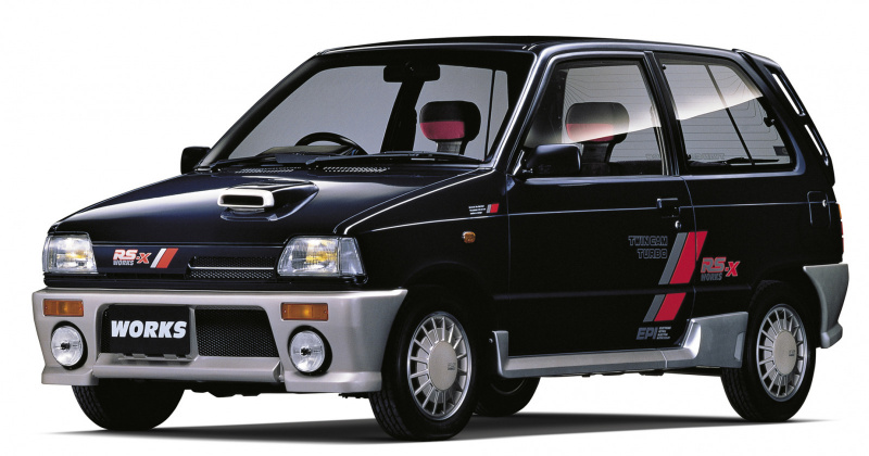 軽自動車の最高出力64psの自主規制を作った初代アルトワークス登場