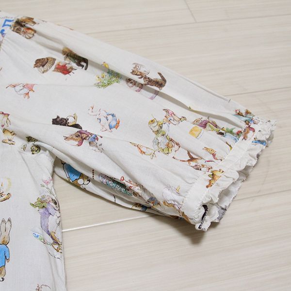 オフ白ピーターラビットと仲間たち段々ワンピース - ピンクハウス通販