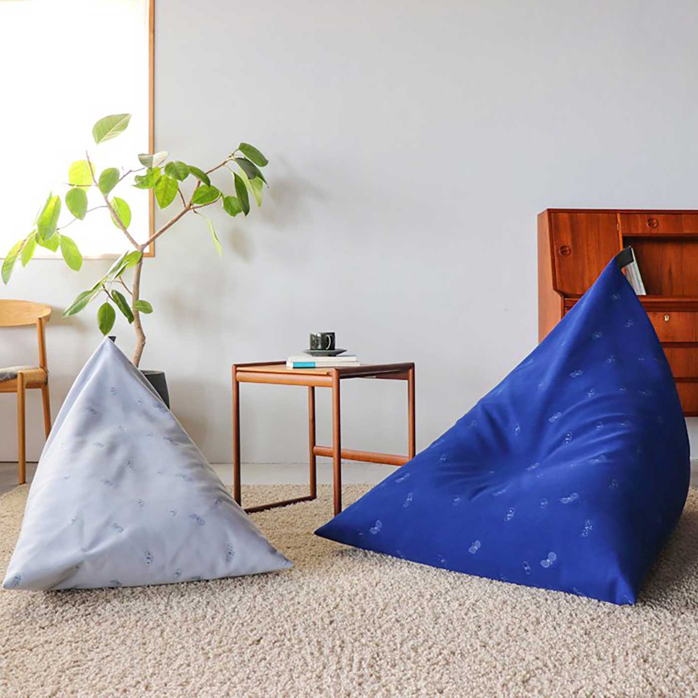 爆売れ「ミナペルホネン生地のソファクッション」に新色登場！ネット