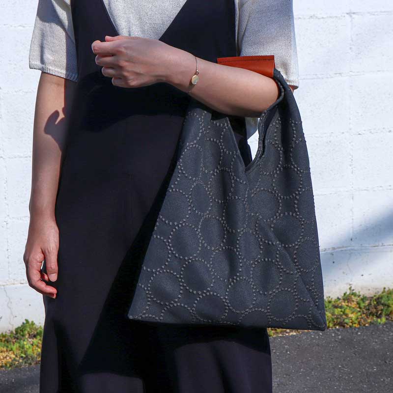 80個限定！ミナペルホネン生地の”しっかり生地のあずま袋バッグ”発売