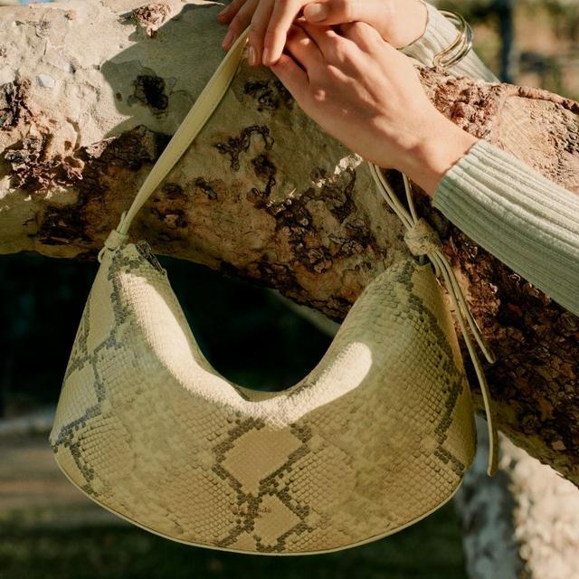 ケイト・スペード ニューヨーク【公式オンラインショップ】