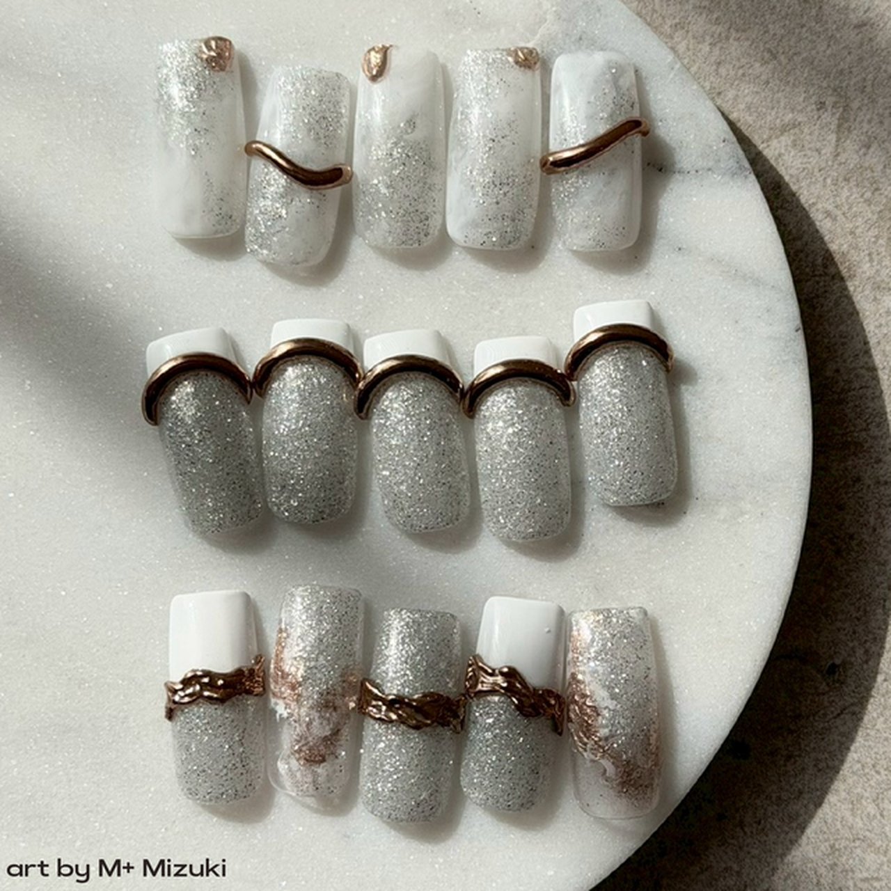 TOY＇s x INITY パーティーフラッシュ 極みゼロホワイト