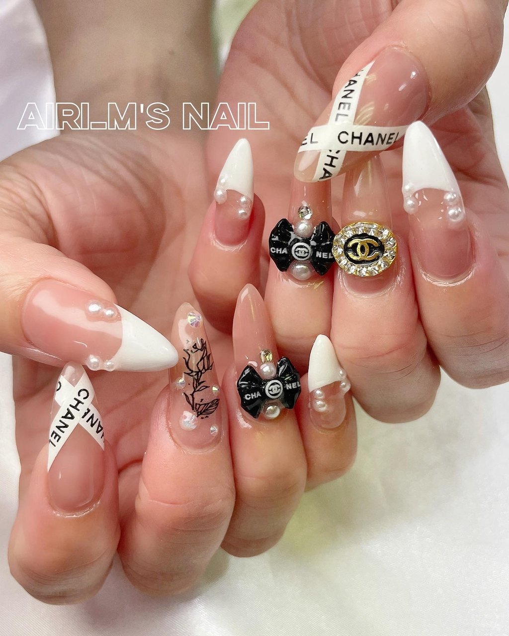 ハンド/フレンチ/リボン/ロング/ホワイト - あいりのネイルデザイン[No