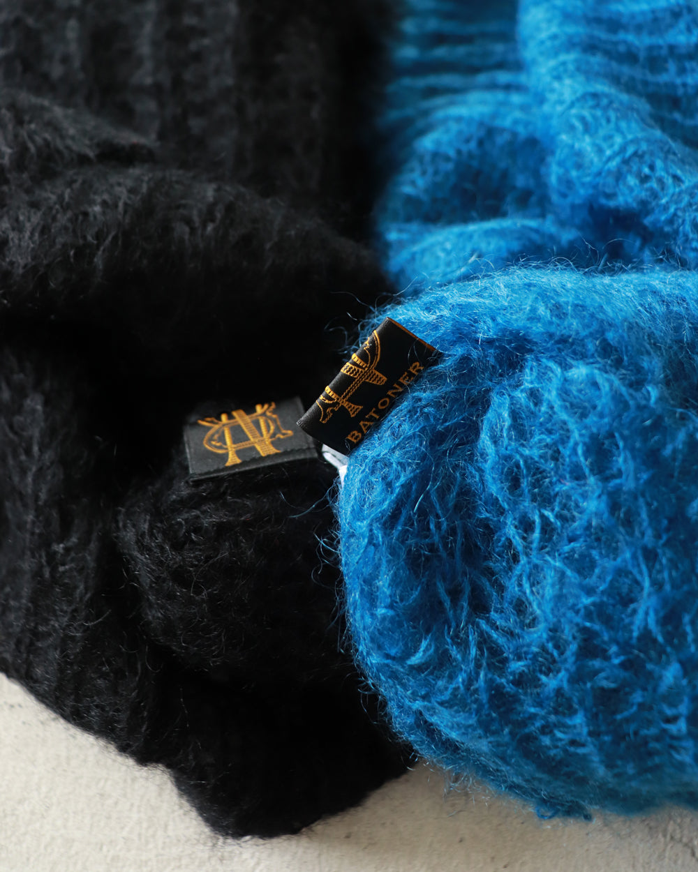 BATONER FLUFFY MOHAIR CREW NECK – csew