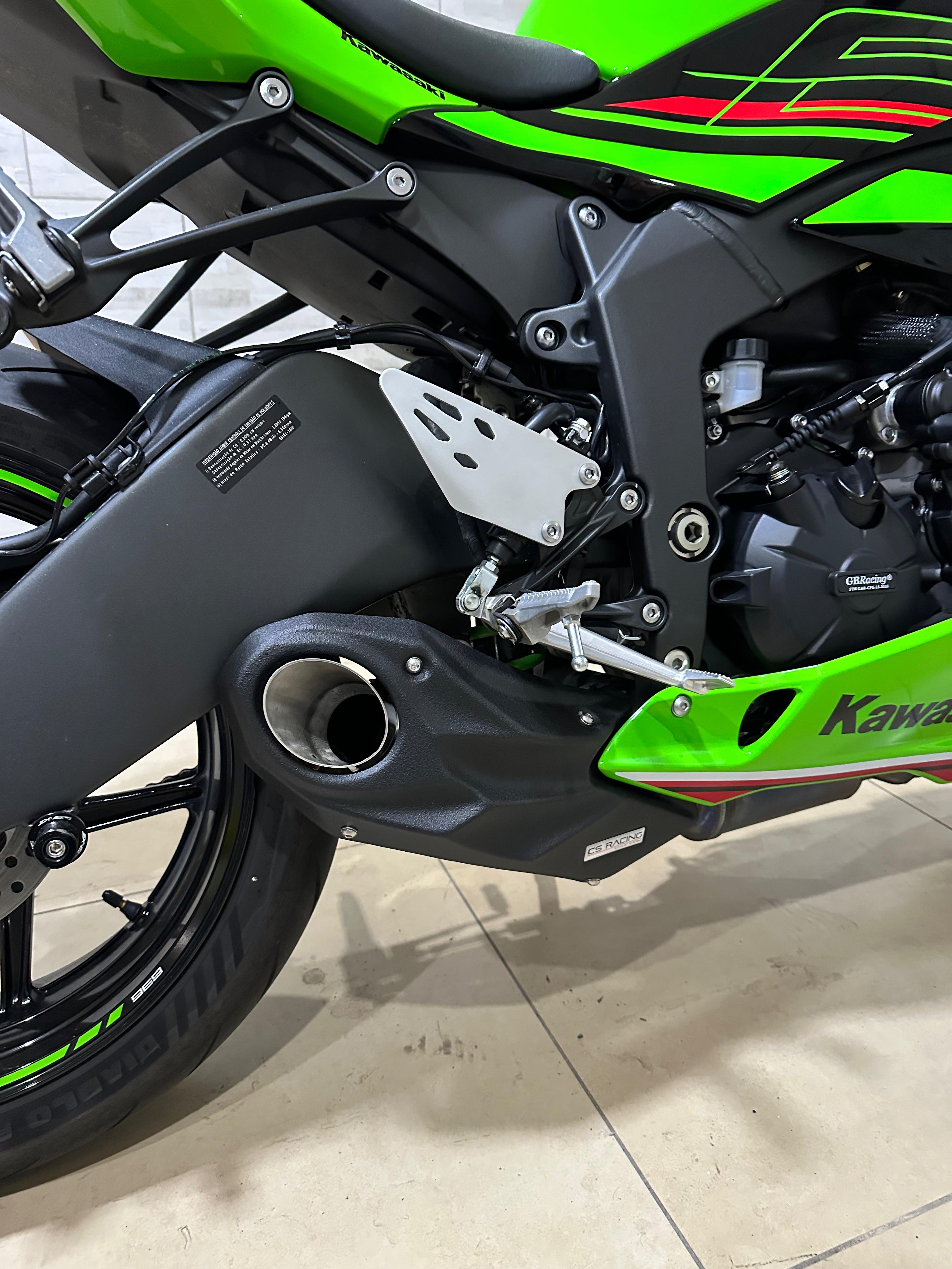 2024-on Kawasaki Ninja ZX-6R 636 CS Racing Slip-on Exhaust
