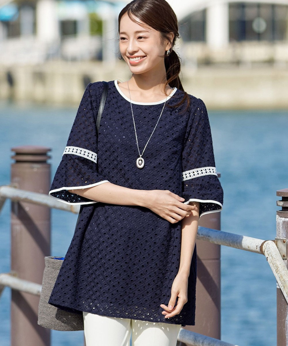 着1 ベイビーチアー エプロンドレス風チュニックとレギンス