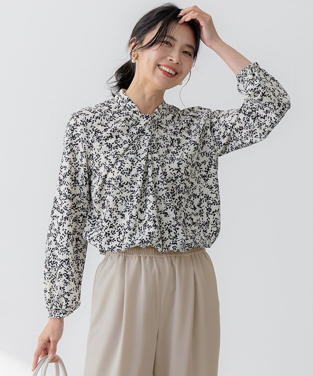 洗える】シャドーリーフ プリント ブラウス / 23区 | ファッション通販