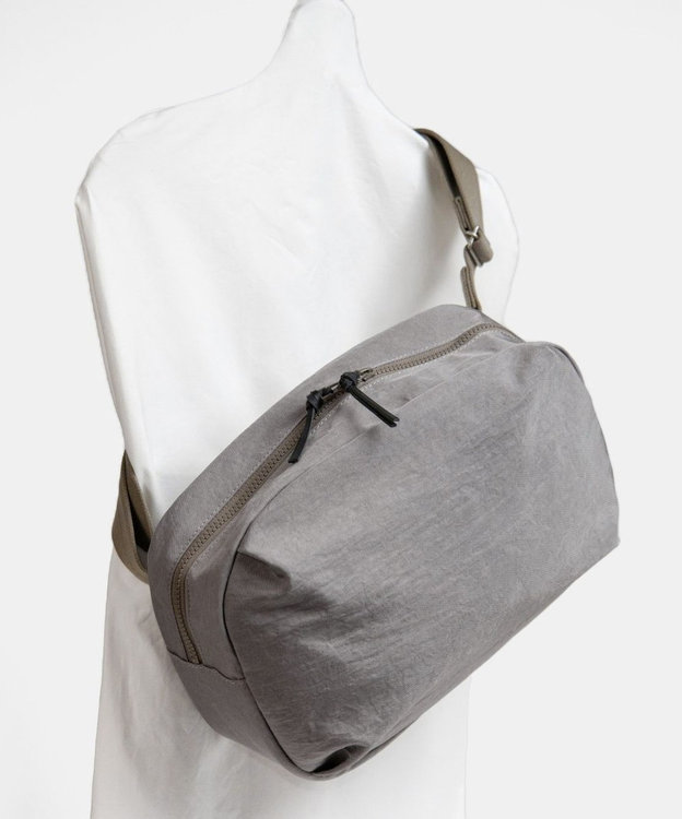 FUKUI SIWAナイロンボディバッグ Lサイズ / NIZYU KANO | ファッション