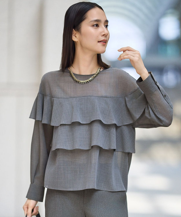 カタログ掲載】TWハイツイストビエラフリル ブラウス / 自由区