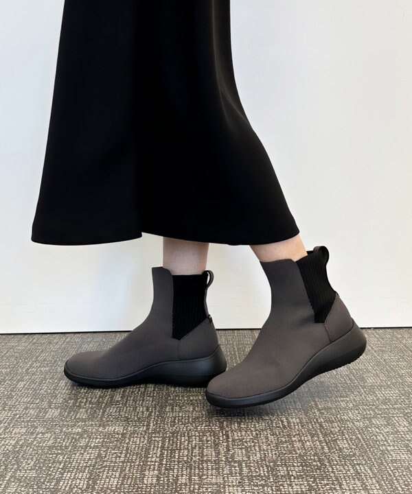 予約受付中】大人気steppiニットシューズから「ブーツ」が登場