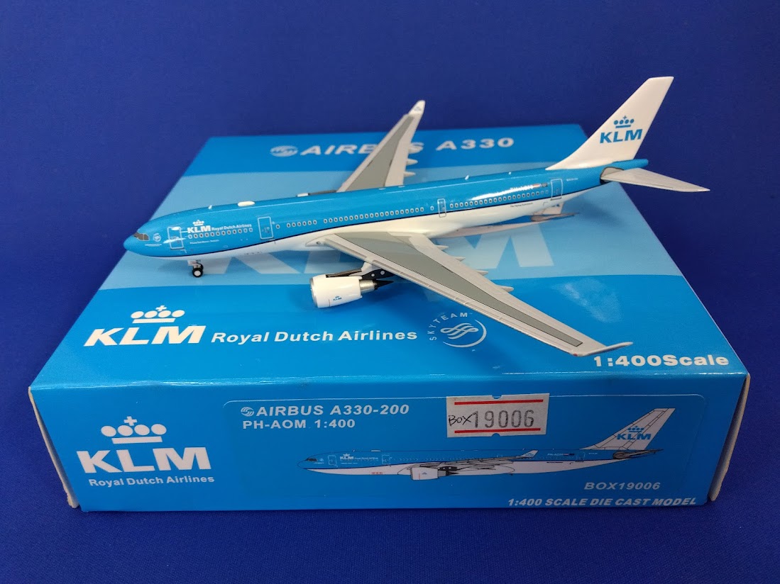 BOX19006 PandaModel KLM / KLMオランダ航空 A330-200 PH-AOM 1:400