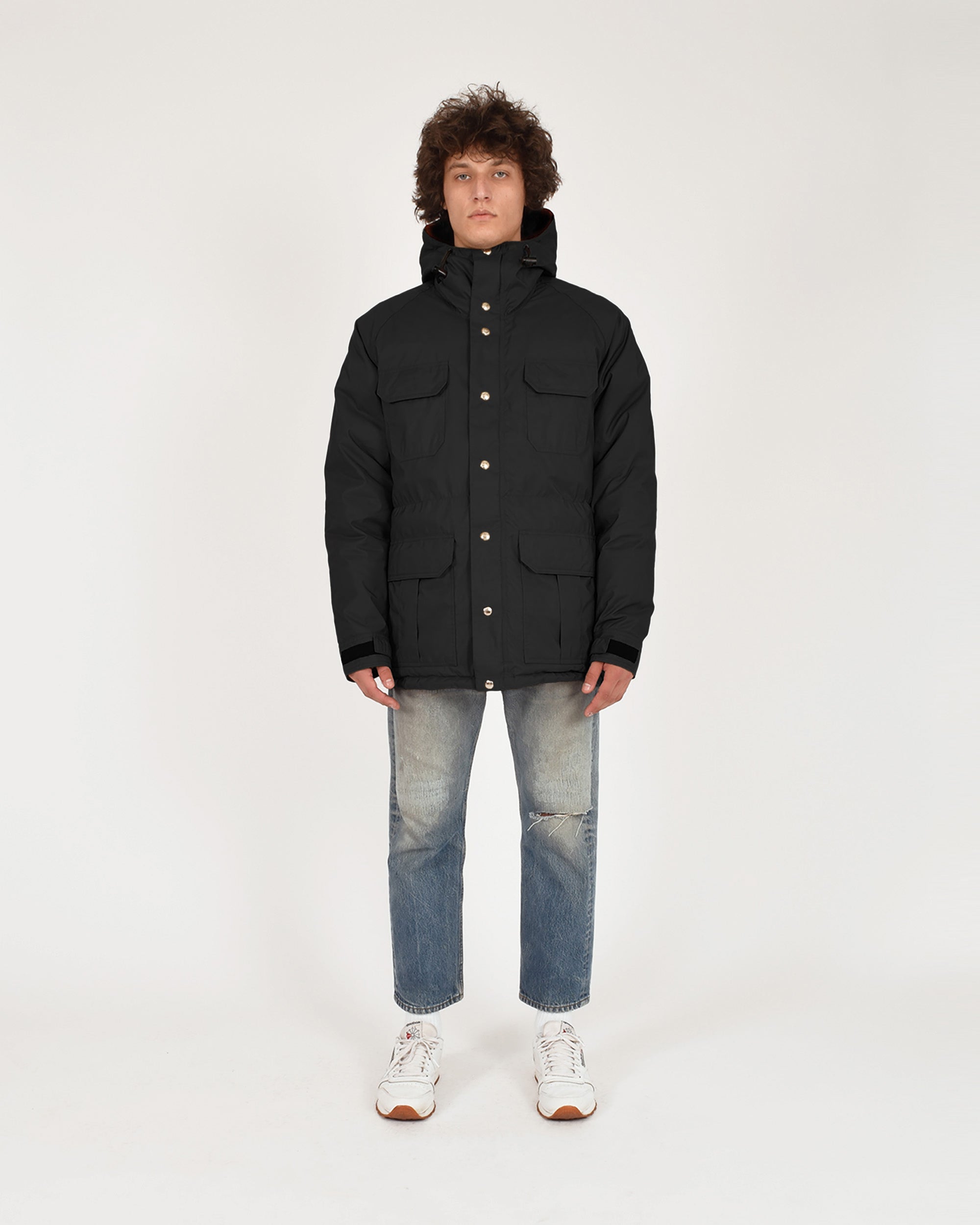 Crescent Down Works Arctic Montagne Parka | Black
