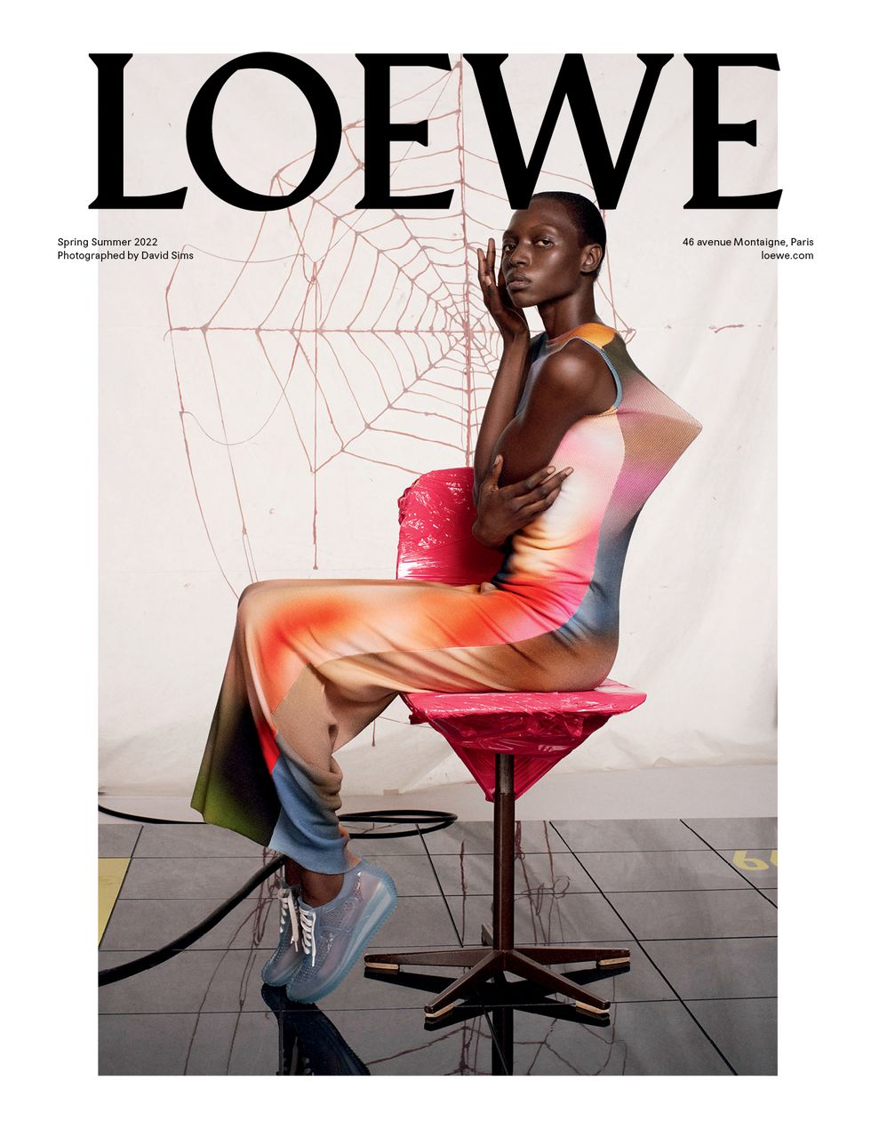 CHECK OUT LOEWE'S NEW SPRING/SUMMER 2022 CAMPAIGN - CR Fashion Book