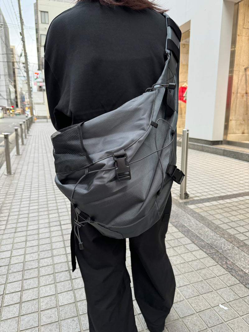 テックワンショルダーバッグ DPB85012 – CRAMMY