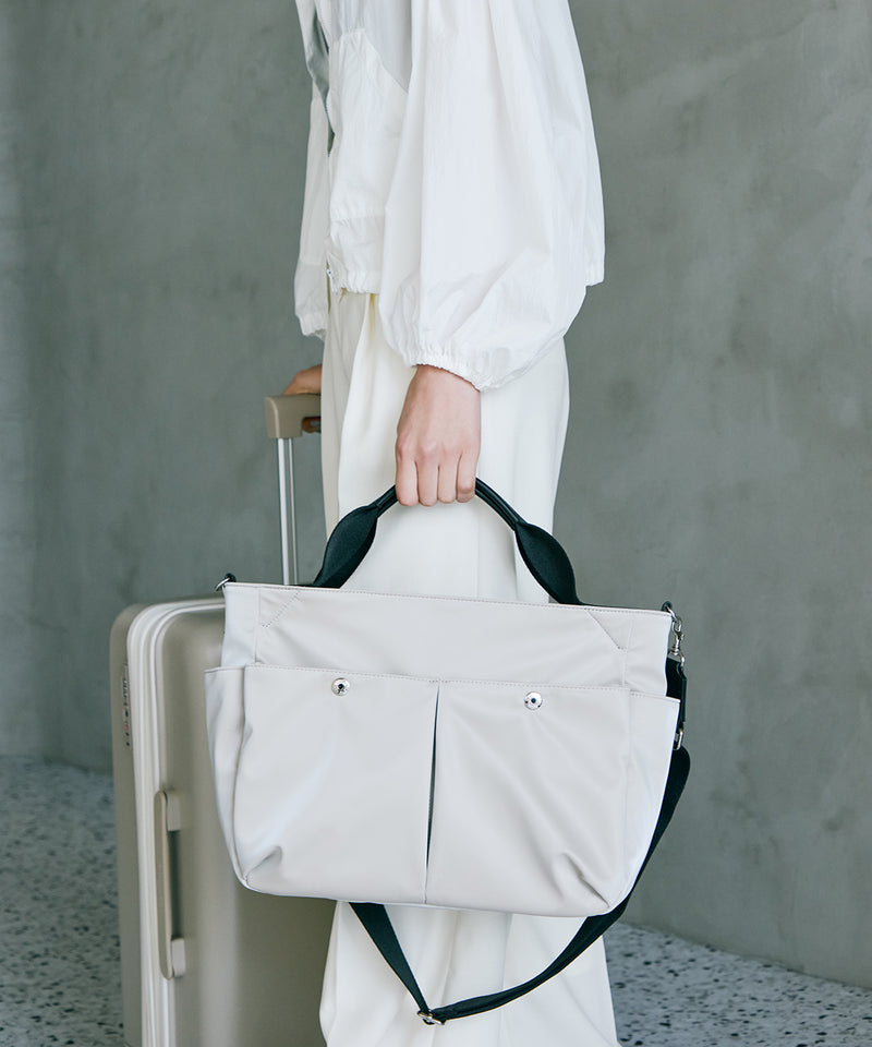 Train 防水ポリエステル ショルダー付き A4 トートバッグ / キャリー