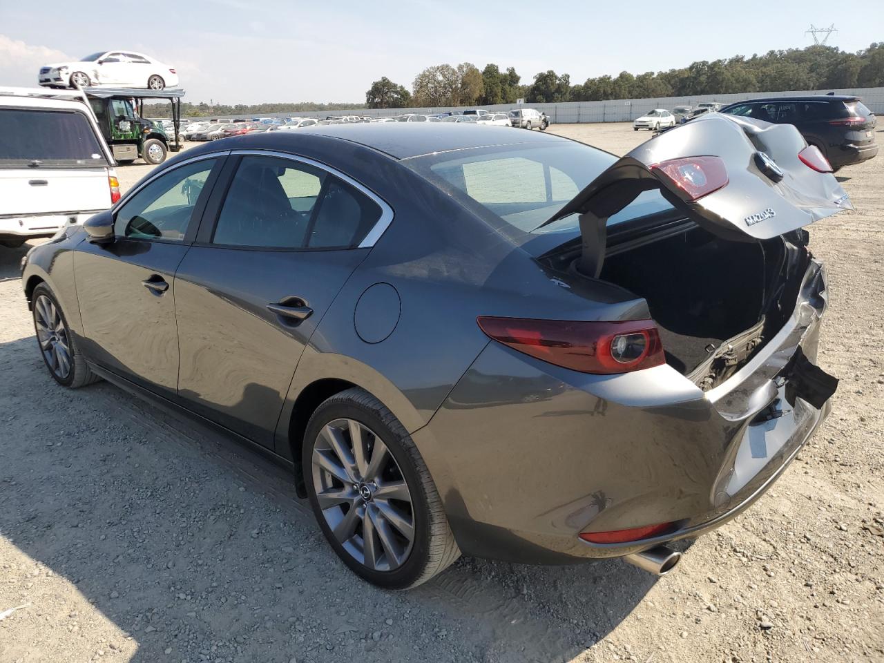 2024 Mazda 3 Preferred 3MZBPACM8RM420296 from the USA