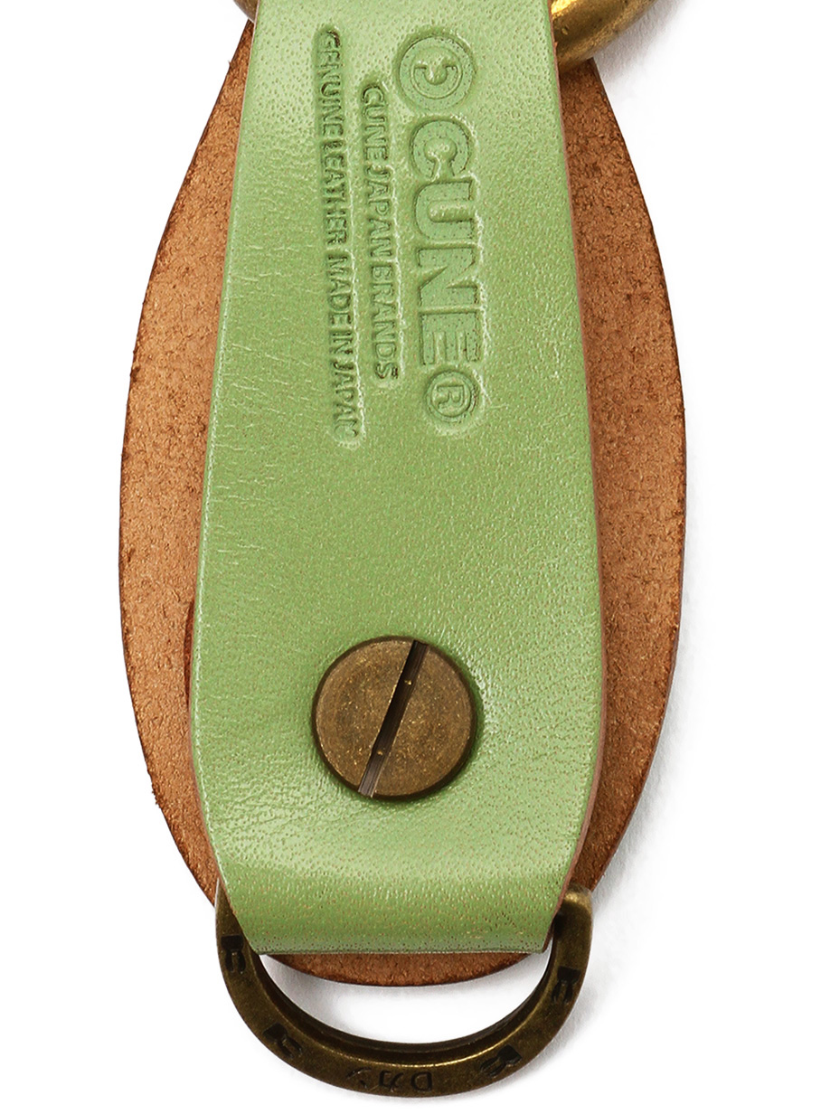 ごついレザーキーホルダー｜ウサギがいる｜CUNE ONLINE STORE