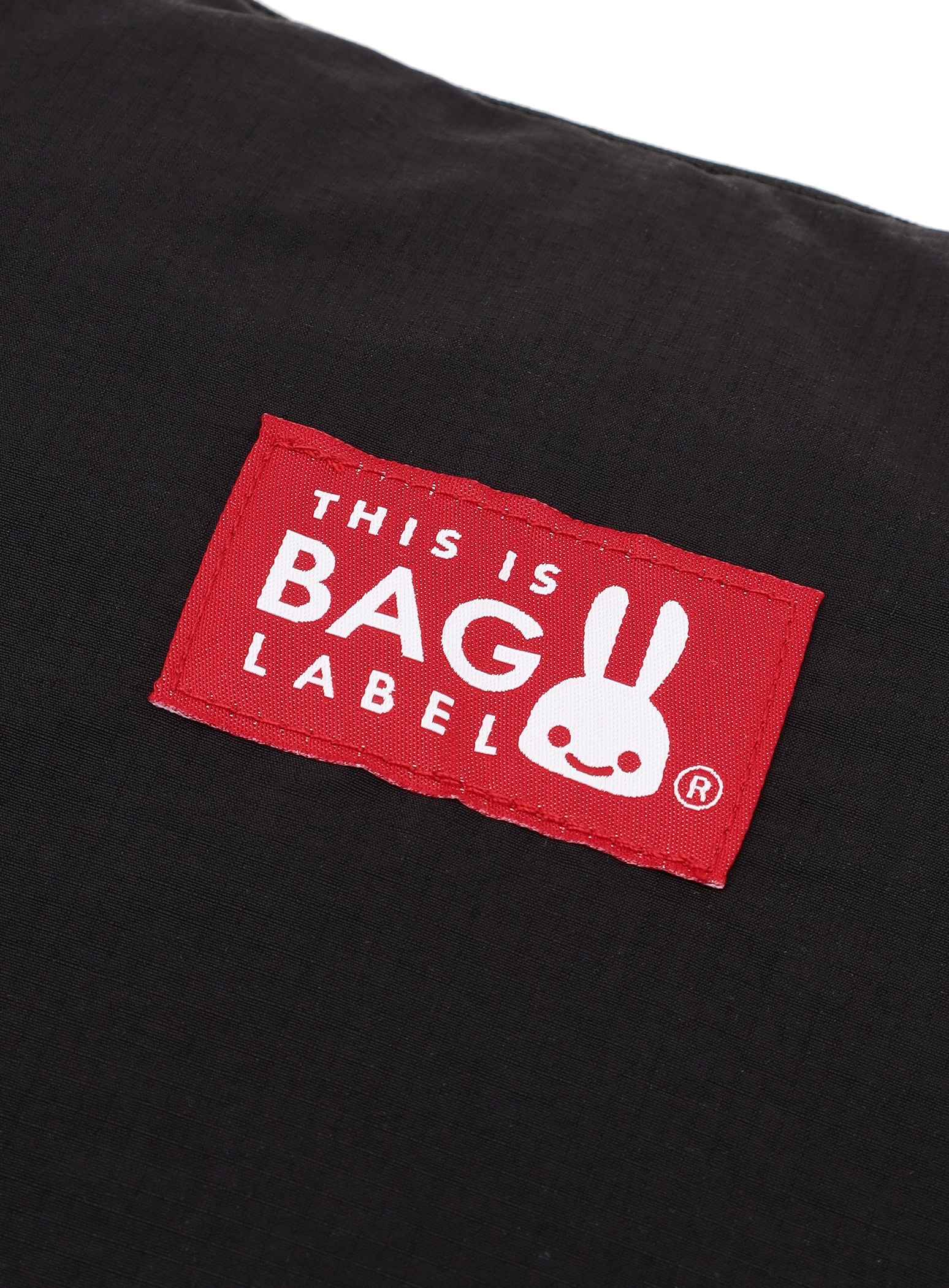 ナイロンラウンドショルダーバッグ｜ウサギがいる｜CUNE ONLINE STORE