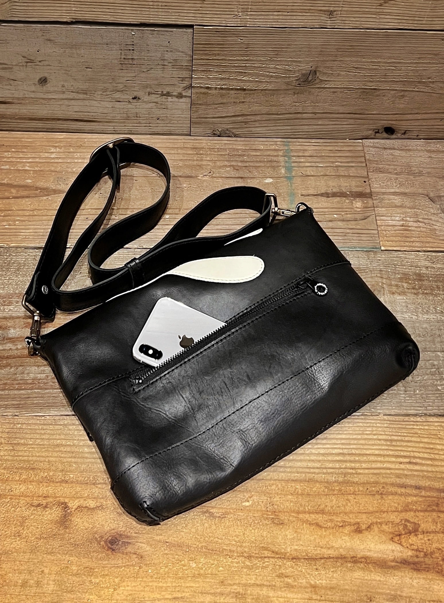 CUNE × robita レザーメッシュショルダーバッグ M｜ウサギがいる｜CUNE