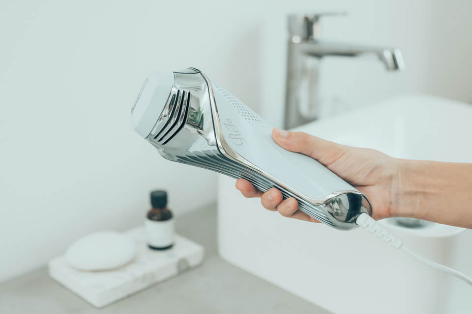 リファ初の冷却機能を搭載した光美容器「ReFa EPI COOL」を美肌女王