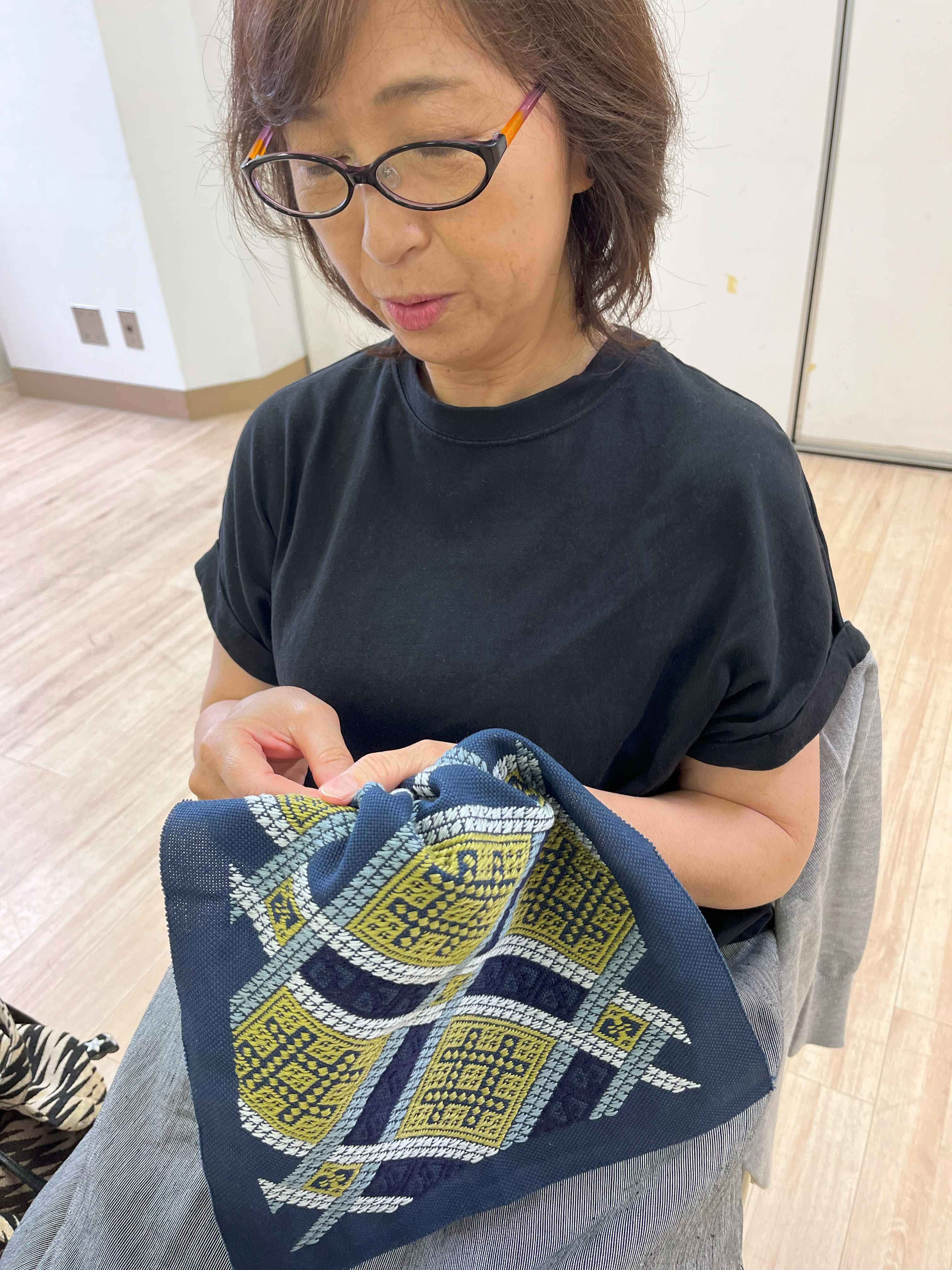 津軽こぎん刺し｜自由が丘産経学園｜東急東横線、大井町線、自由が丘駅