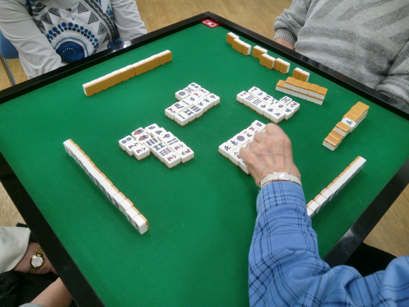 日本プロ麻雀連盟八段A1リーグが教える レディース麻雀｜カルチャー