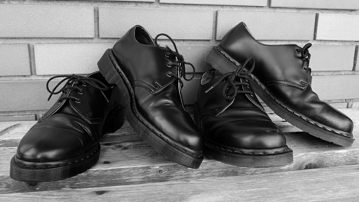 ドクターマーチンの3ホールシューズは使い回し抜群！1461のメンズ