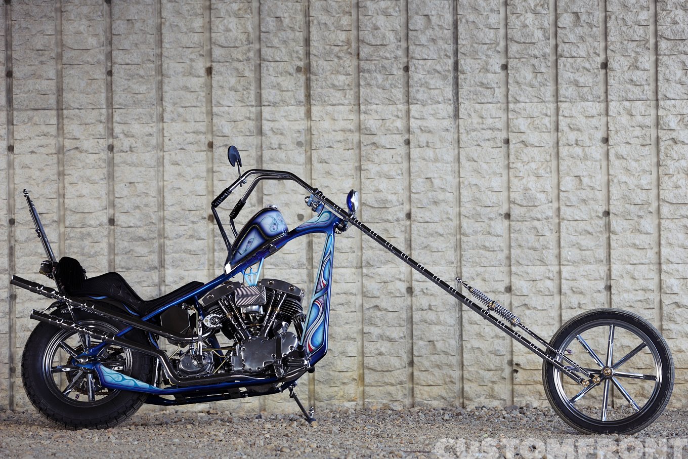 ハーレー ロングフォークチョッパーのショベル 1969年・ルシファー