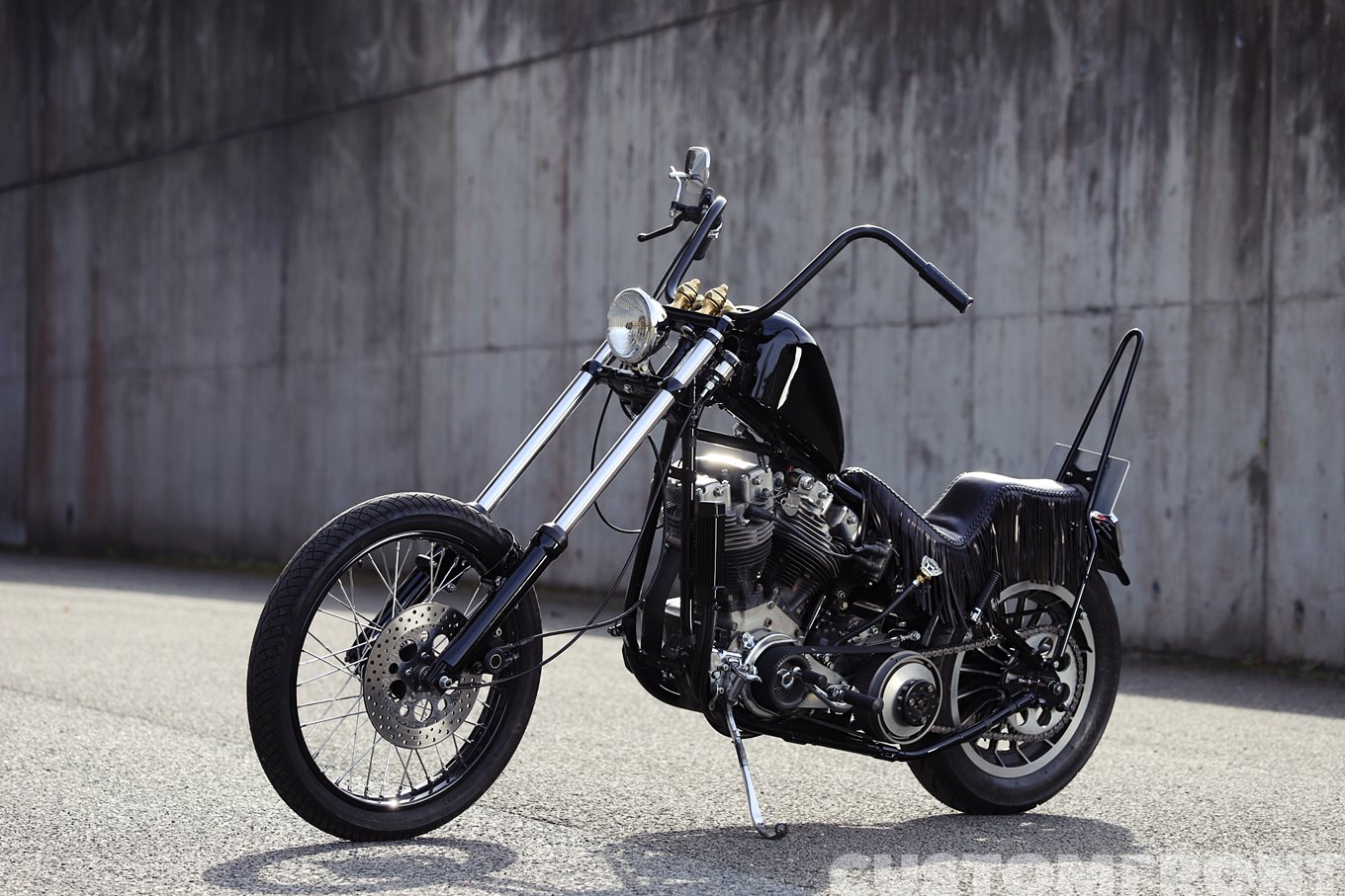 ハーレーの仙台チョッパースタイル ショベルヘッドFXE1979年・モトリ