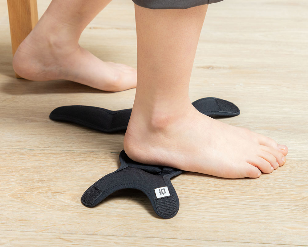 KAKATO MAKURA SUPPORTERの正しい着け方 | CURE:RE（キュアレ）公式サイト