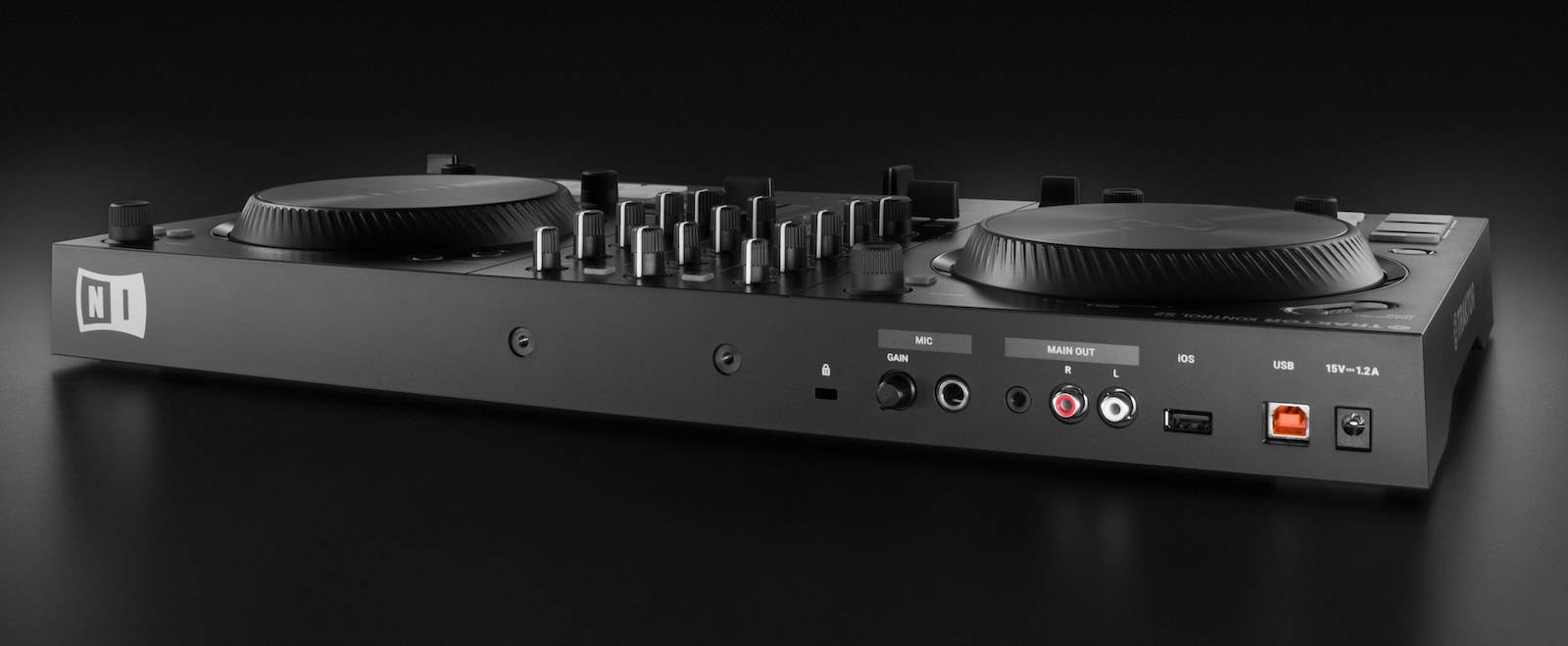 Native Instruments Traktor Kontrol S2 Mk3 DJ Controller 2 Canale