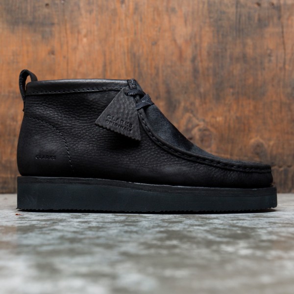 Clarks Men Wallabee Hike black black combi