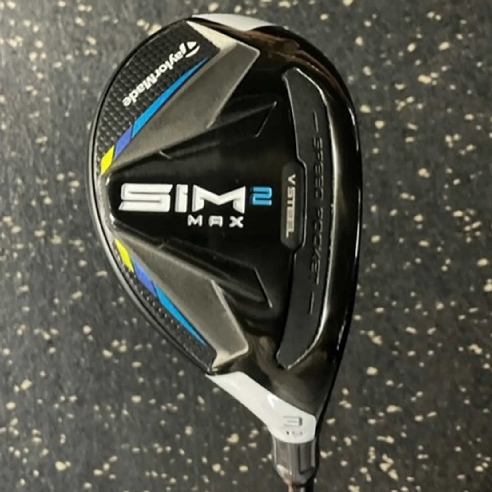 TaylorMade SIM 2 MAX 3 Rescue Hybrid - Fujikura Ventus Blue HB '8
