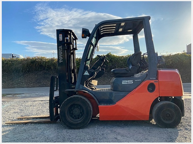 トヨタ 8FG25 | 静岡県のフォークリフト | BIGLEMON（ビッグレモン