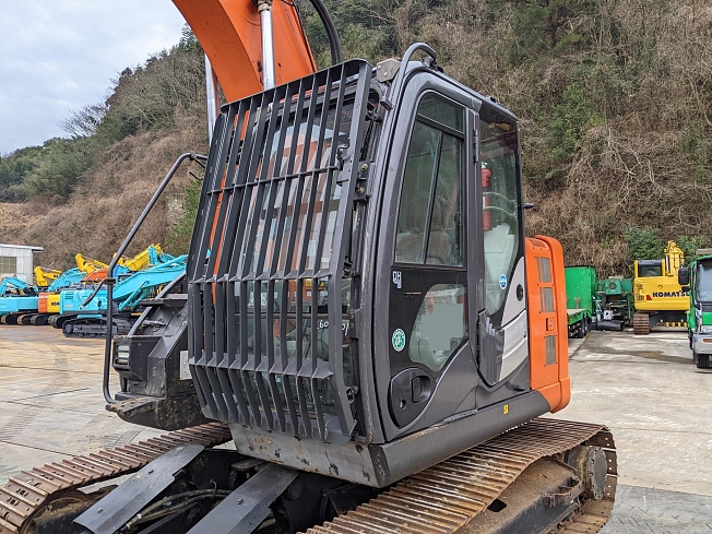 日立建機 ZX135US-5B | 大分県の林業機械 | BIGLEMON（ビッグレモン